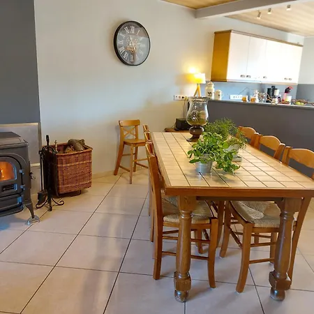 Les Du Rancourt Capacite Maximum 15 Personnes Ferienhaus Sainte-Ode