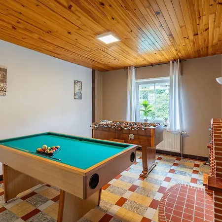 Ferienhaus Les Du Rancourt Capacite Maximum 15 Personnes Sainte-Ode