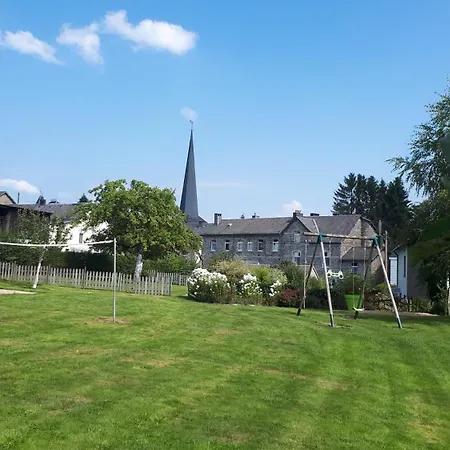 Les Du Rancourt Capacite Maximum 15 Personnes * Sainte-Ode